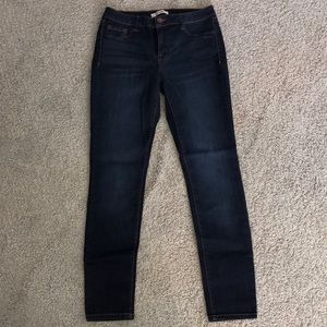 Jeans (never worn)
